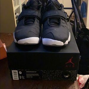 Jordan Black Cat Sneaker Low Size 9